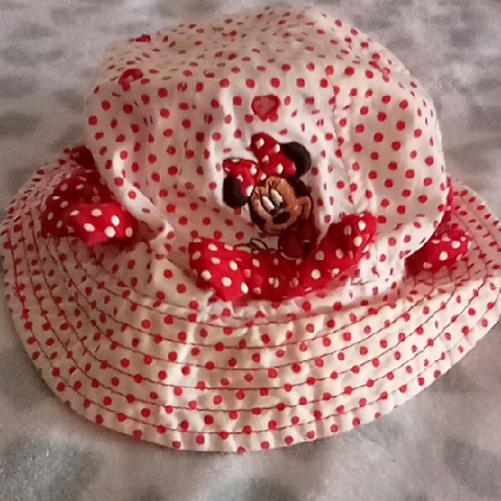 Disney Parks Toddlers Minnie Mouse Bucket Sun Hat Red & White Polka Dots & Bows